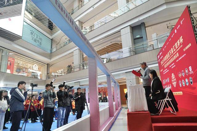 国际足联助阵“草根足球”新玩法，足球少年朝阳开赛