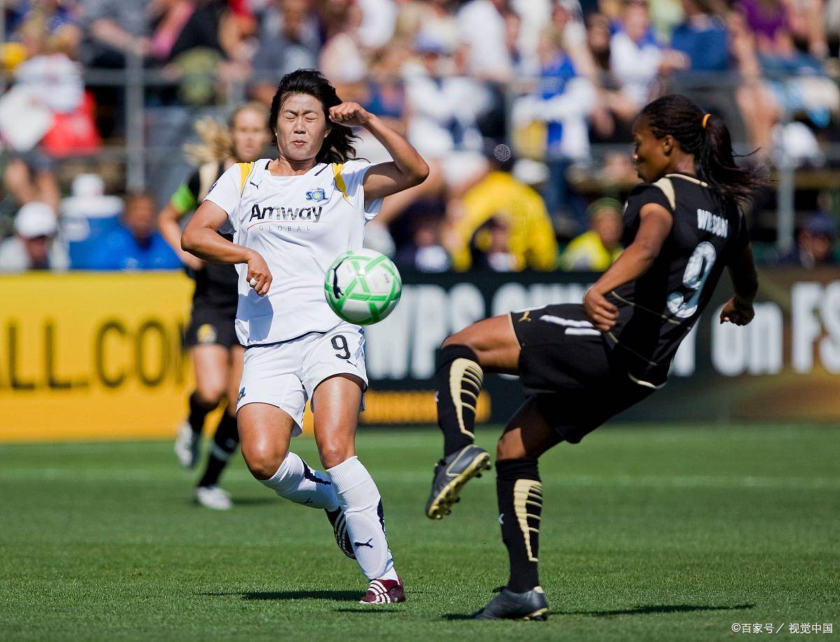 阿森纳女足问鼎首届国际足联女足冠军杯，比赛过程精彩，群星闪耀