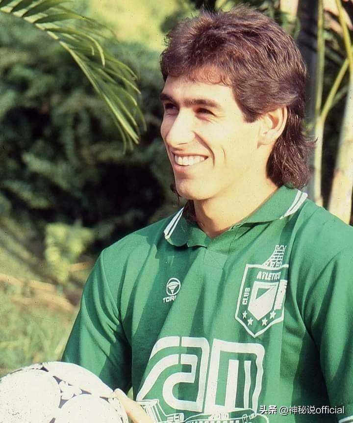 28年前世界杯，哥伦比亚天才球员踢了乌龙球，回国后被乱枪打死