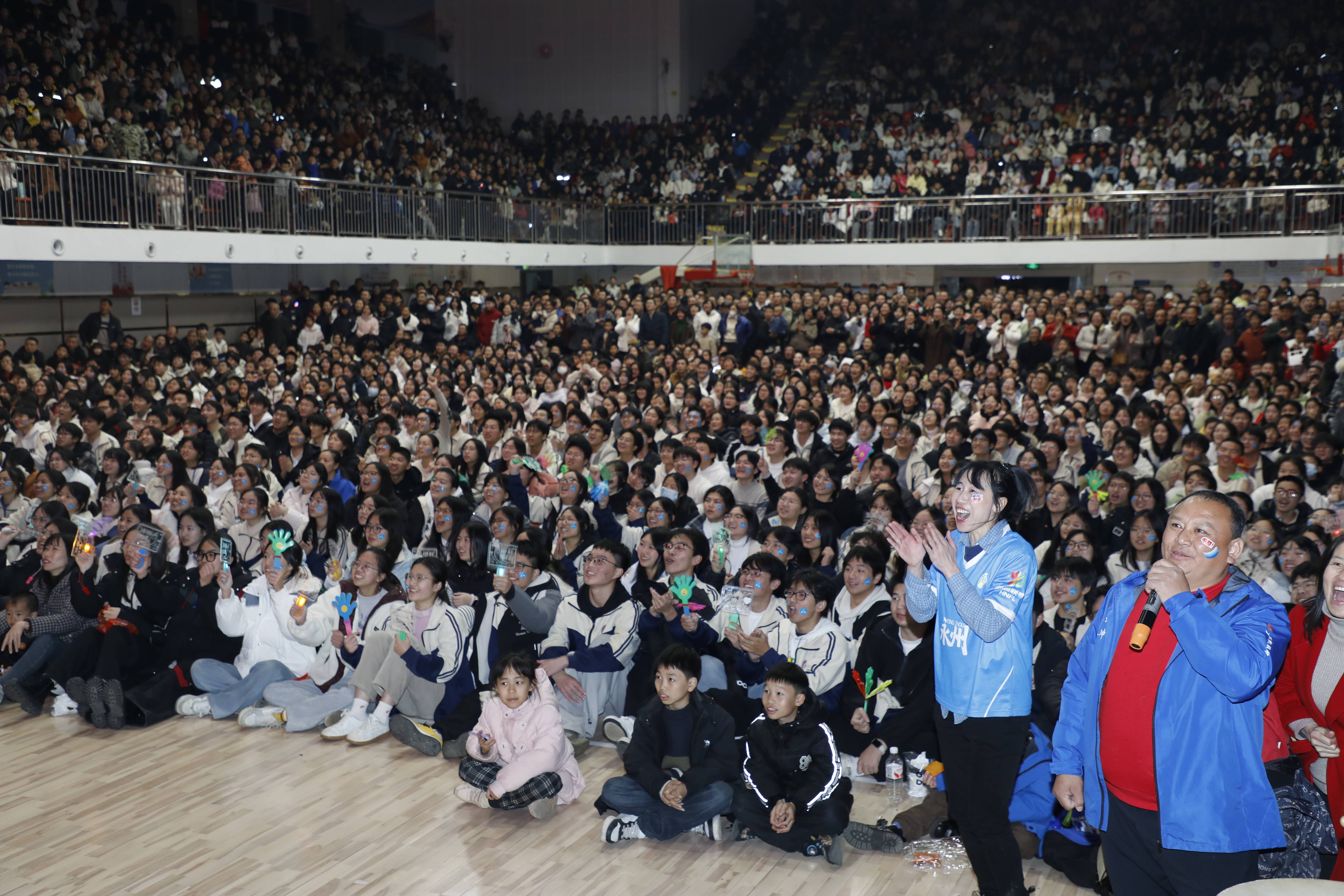 #（体育）足球——2025湖南省足球联赛：永州队夺得冠军